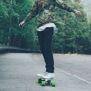 ACTON 4-wheel Electric Skateboard